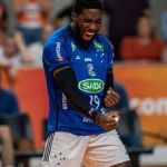 Ídolo do Cruzeiro, López elogia Minas, mas esbanja confiança pelo título