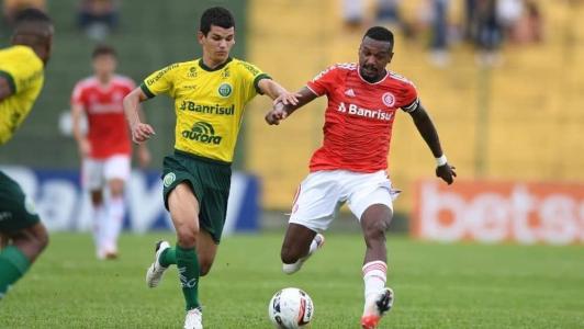 Lorran em atuação pelo do Ypiranga