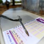 Lotofácil: aposta única acerta 15 dezenas do concurso 2818 e fatura prêmio milionário