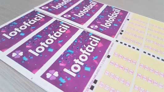 Lotofácil pode pagar quase R$ 2 milhões