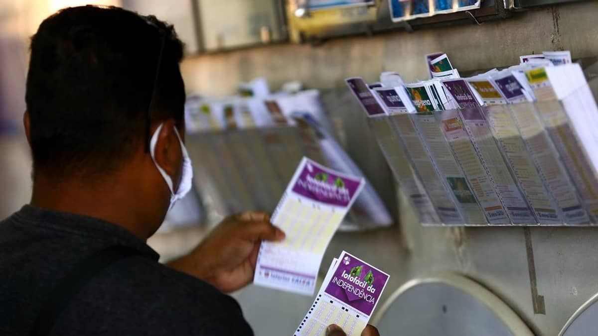 Lotofácil: aposta única acerta concurso 2813 e ganha prêmio de R$ 1,3 milhão