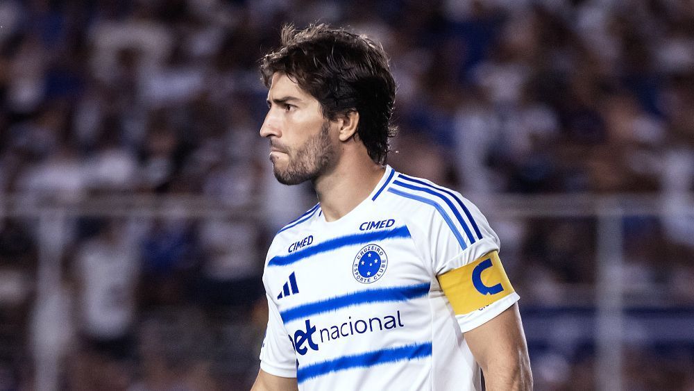 Lucas Silva revela reunião do elenco com Tite e manda recado à torcida do Cruzeiro