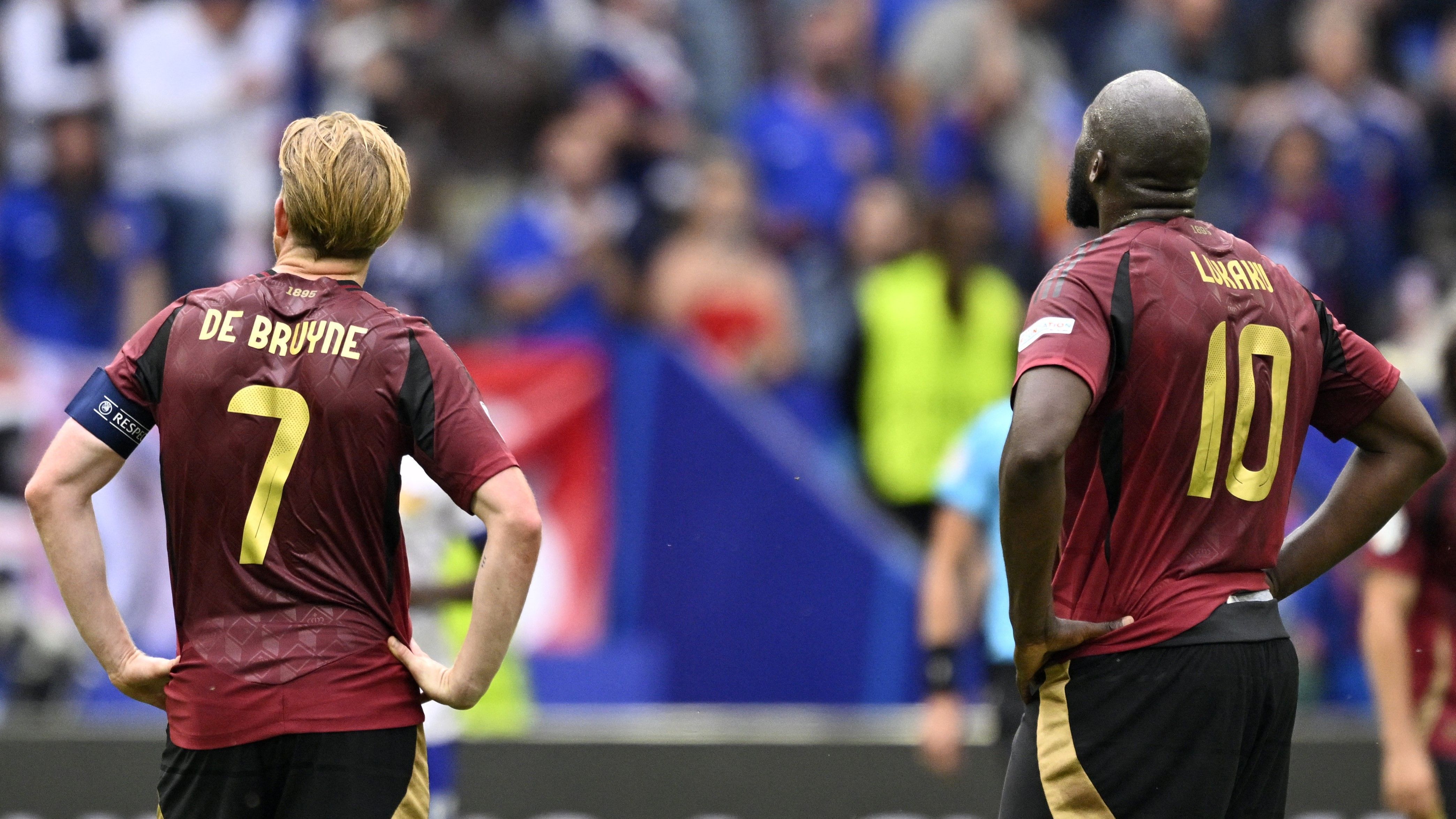 Craque da Seleção Belga surpreende, celebra gol do Cruzeiro e brinca com Bolasie
