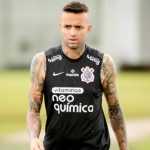 Diretor do América nega interesse em Luan, do Corinthians