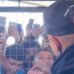 Luan é recebido no Sul com festa da torcida do Grêmio