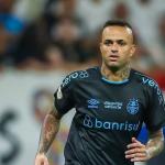 Luan pede para treinar novamente durante folga coletiva no Grêmio