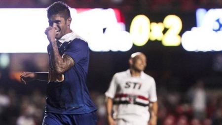 Luan, contra o São Paulo