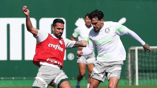 Luan e Gustavo Gómez em treino preparatório para jogo contra América, no domingo