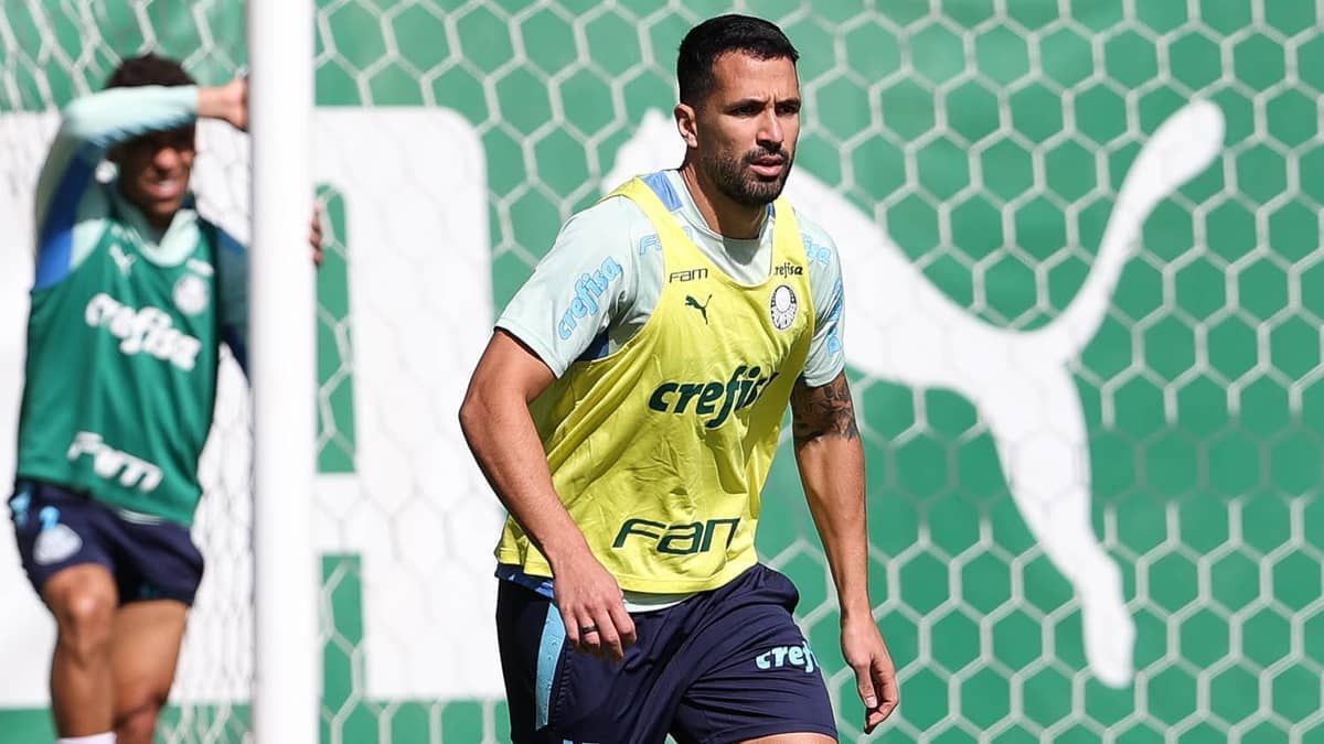 Luan elogia cria da base do Palmeiras que pode substituir Gustavo Gómez