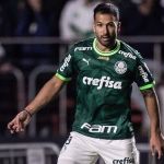 Luan vê jogo ruim do Palmeiras em clássico com Santos: 'Moroso'