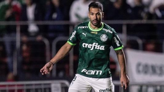 Luan se destaca, mas classifica jogo do Palmeiras como 'ruim' contra o Santos