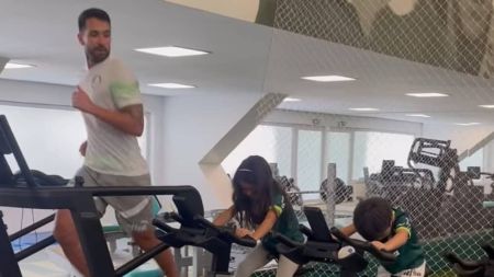 Luan treina na folga do elenco do Palmeiras e tenta acelerar volta