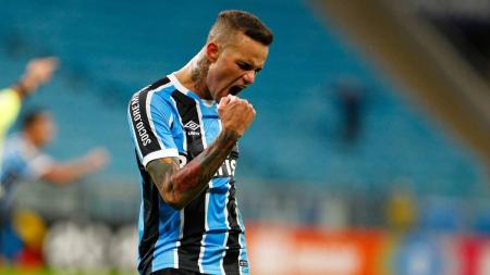 Luan vestirá novamente a 7 no Grêmio