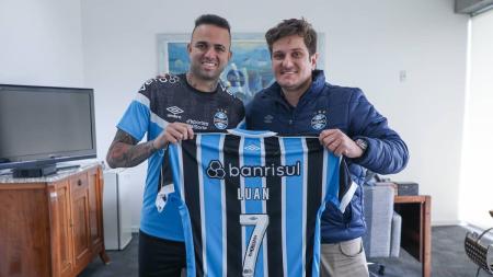 Luan volta a usar a camisa 7 do Grêmio