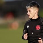 Sem Gabriel Pec, Orellano pode ganhar chance para se firmar no Vasco