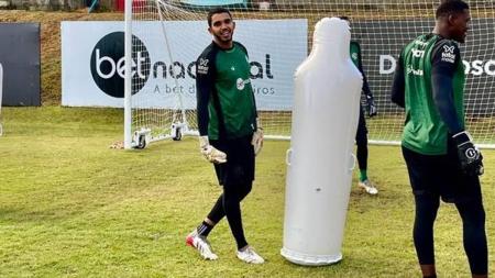 Lucas Arcanjo, goleiro do Vitória