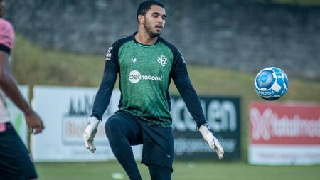 Lucas Arcanjo, goleiro do Vitória