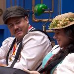 Brother promete pular pelado em piscina se amiga se salvar do paredão do BBB 24