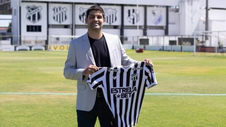 Lucas Drubscky na sede do Ceará