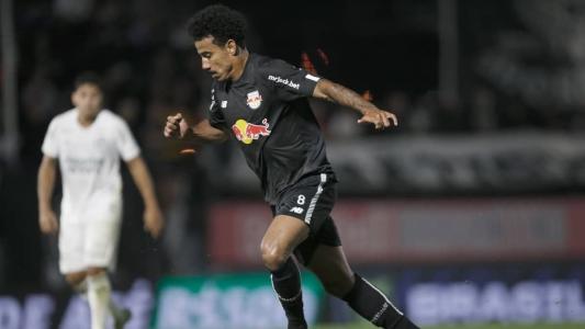 Lucas Evangelista vive bom momento pelo Red Bull Bragantino