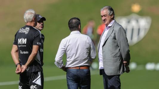 Lucas Gonçalves e Éder Aleixo comandam as atividades na Cidade do Galo após saída de Coudet