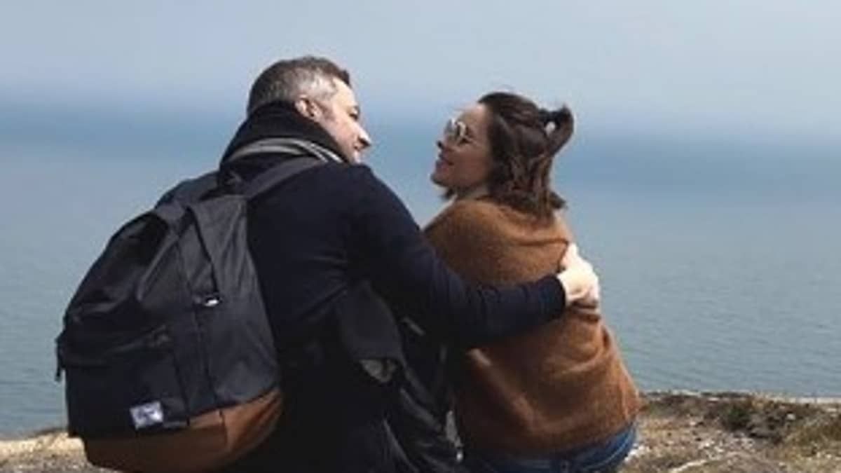 Lucas Lima chama Sandy de 'ex-esposa linda' e diz que ano foi difícil ao comemorar prêmio