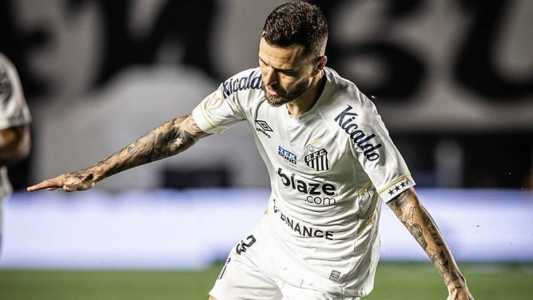 Lucas Lima fez o gol do Santos no empate com o Inter