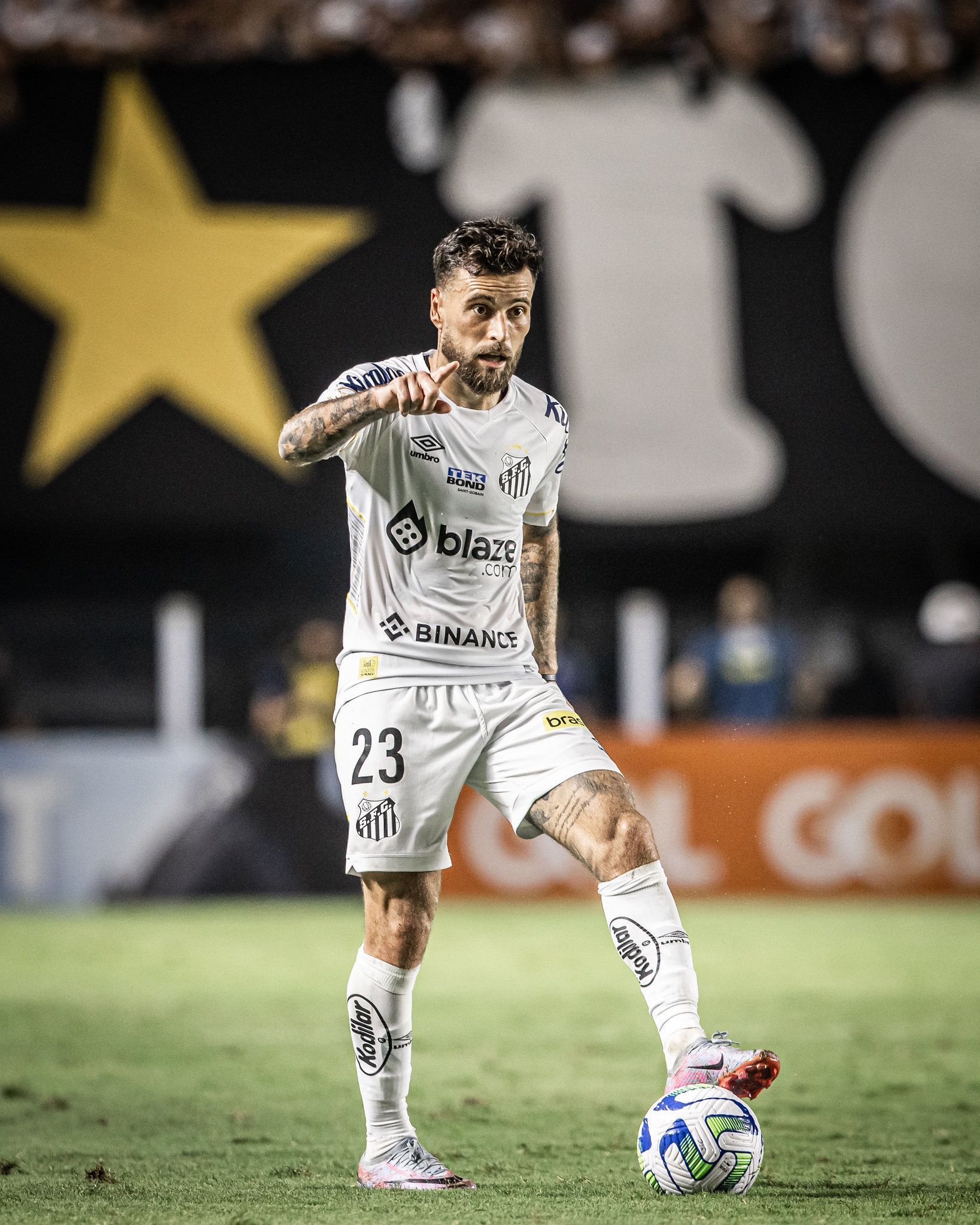 Ex-gerente do Cruzeiro conta bastidores da frustrada compra de Lucas Lima, em 2015