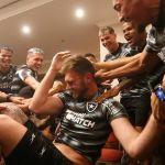 Elenco do Botafogo vai à loucura com convocação de Lucas Perri; assista