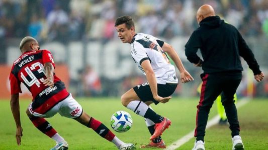 Lucas Piton em ação no clássico entre Flamengo e Vasco