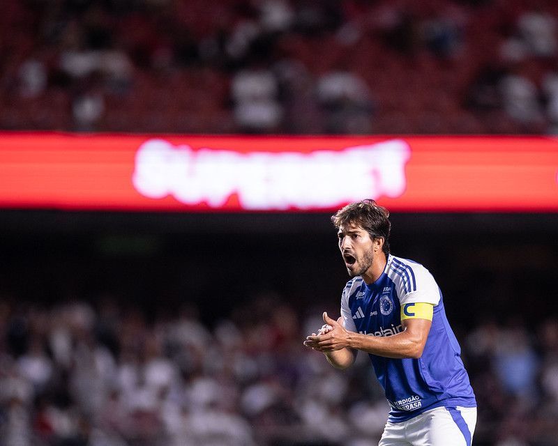 Lucas Silva revela detalhes da conversa dos jogadores do Cruzeiro com Pedrinho