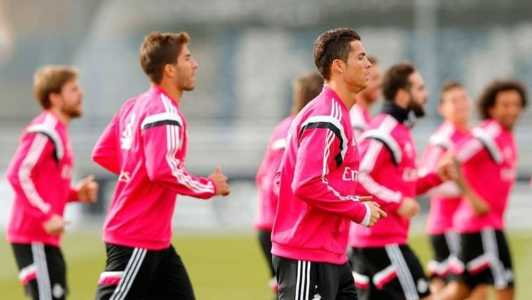 Lucas Silva e Cristiano Ronaldo durante treino no Real Madrid, em janeiro de 2015