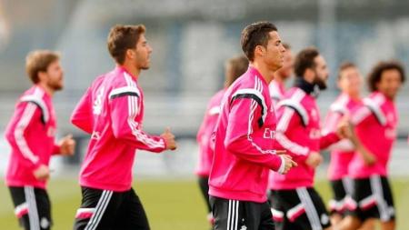 Lucas Silva e Cristiano Ronaldo durante treino no Real Madrid, em janeiro de 2015