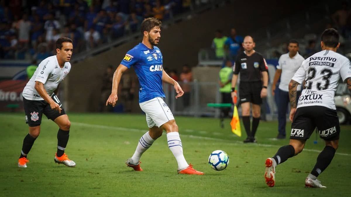 Quem ganhou mais? Veja números de Cruzeiro e Corinthians no Mineirão