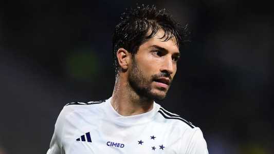 Lucas Silva em jogo pelo Cruzeiro