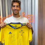 Lucas Silva escala quatro ex-jogadores do Cruzeiro em seu time dos sonhos