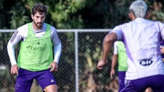 Lucas Silva fez o primeiro treinamento nesta terça (11), na Toca da Raposa II