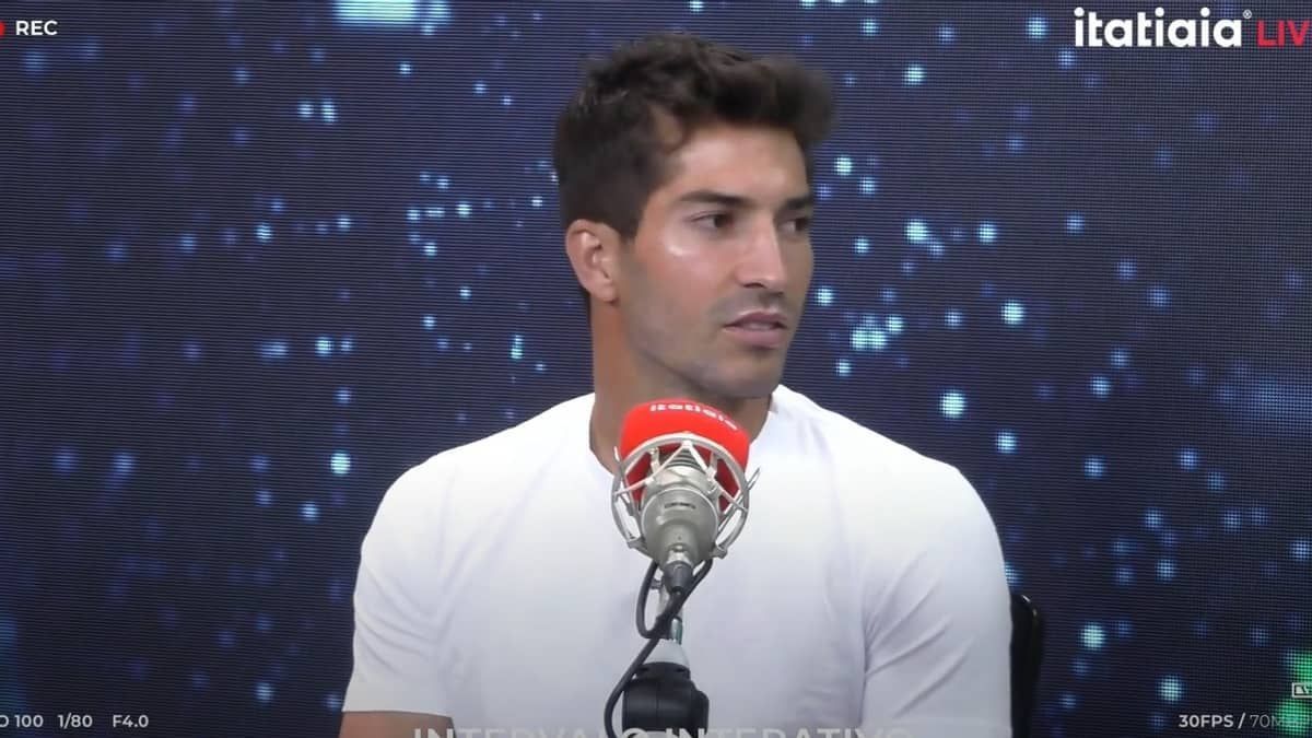 Lucas Silva, do Cruzeiro, diz receber nudes com frequência nas redes sociais