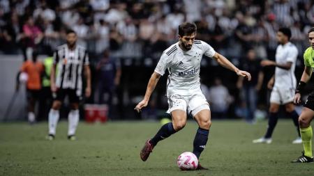 Lucas Silva provocou o Atlético após vitória do Cruzeiro em 1º clássico na Arena MRV