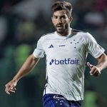 Lucas Silva, do Cruzeiro, comenta condição física após lesão no joelho