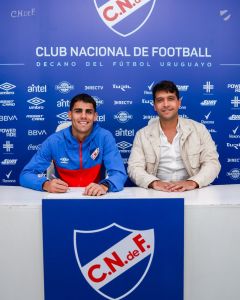 Lucas Villalba, do Nacional, está negociando com o Botafogo