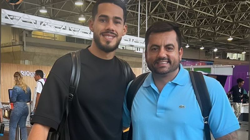 De saída, jogador do Cruzeiro embarca para assinar com clube da Ásia
