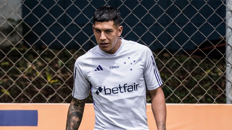 Cruzeiro divulga relacionados para o clássico com Romero e mais quatro novidades