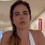 Luciana Gimenez reaparece após cirurgia na perna, dá primeiros passos e tranquiliza fãs: 'Me recuperando'
