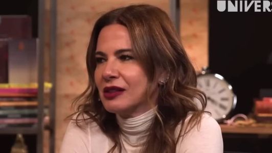 Luciana Gimenez no videocast 'Desculpa Alguma Coisa', comandado por Tati Bernardi