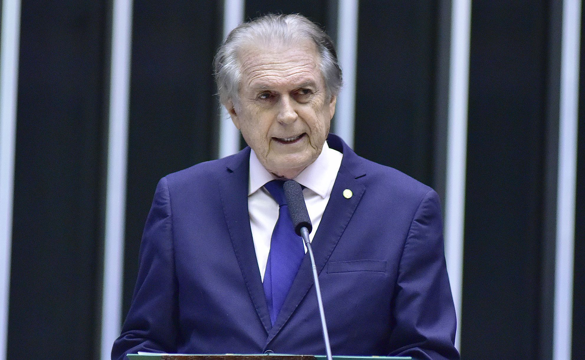 Afastamento cautelar ou expulsão de Bivar devem ser decididos até quarta-feira, dizem interlocutores