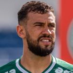 Cruzeiro negocia com zagueiro Luciano Castán, do Guarani