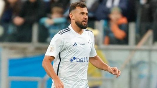 Luciano Castán é um dos pendurados do Cruzeiro para duelo com o Bragantino