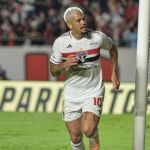 Luciano comemora gol em vitória do São Paulo e mira Palmeiras: “Quarta-feira tem mais”