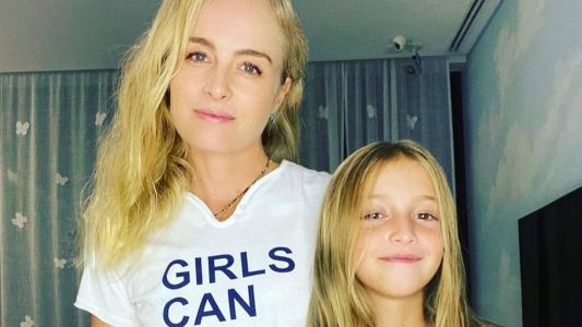 Luciano Huck posta reação de Eva ao ver a mãe fazer apresentação no "Criança Esperança"